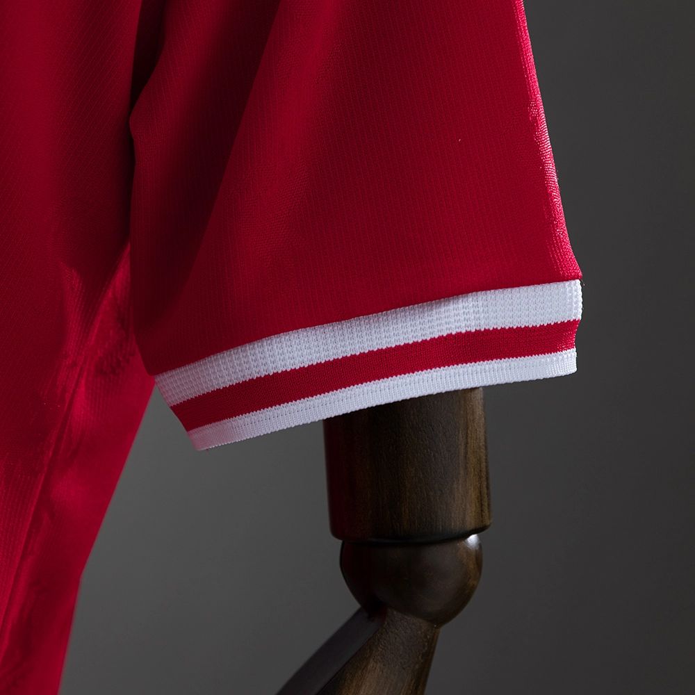 Retro Liverpool 1996/97 Home jersey Fan Version