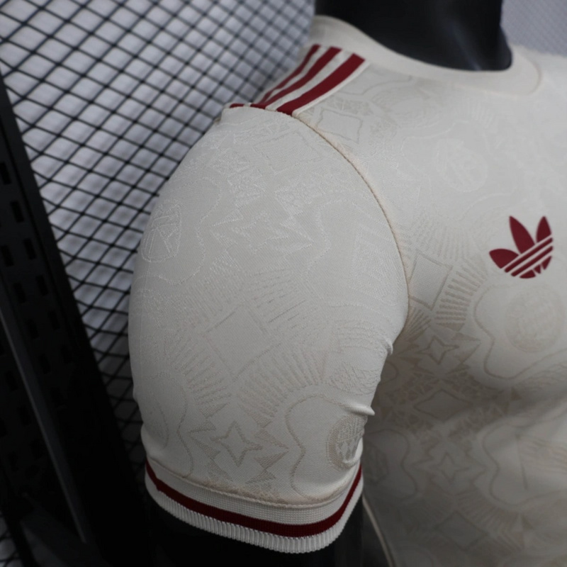 2025/26 Bayern Munich 125th Anniversary Edition Beige jersey Player Version