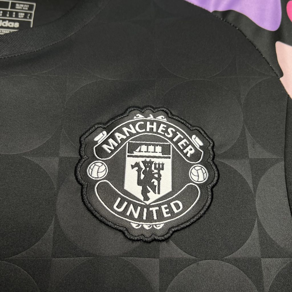 2024/25 Manchester United Pre-Match Training Jersey Fan Version