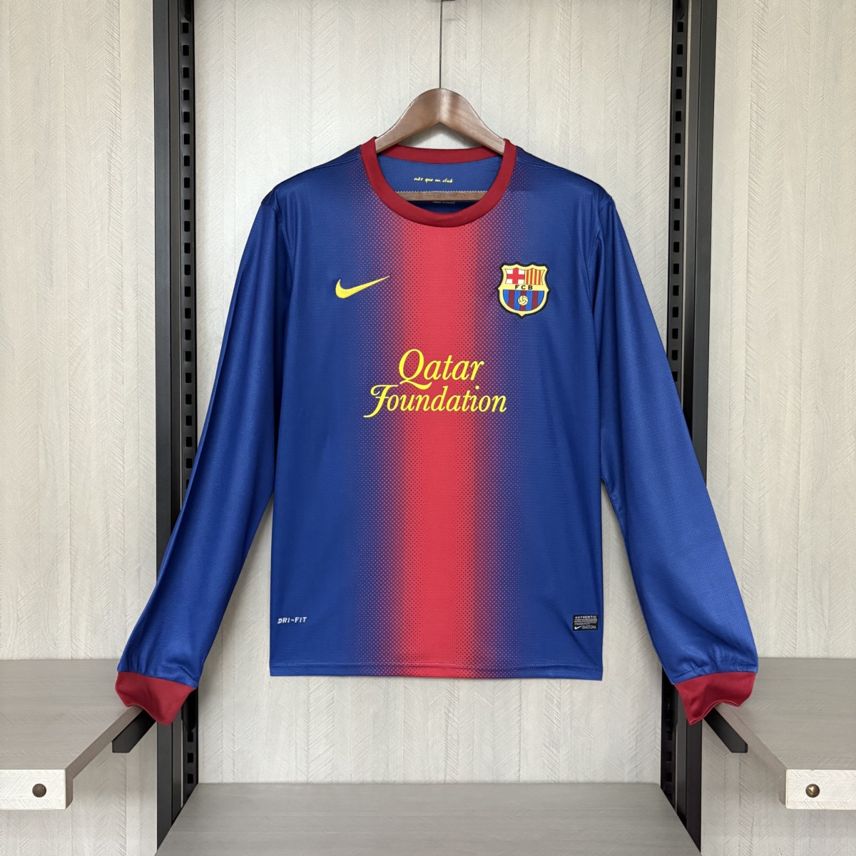 Retro Barcelona 12/13 home jersey Fan Version