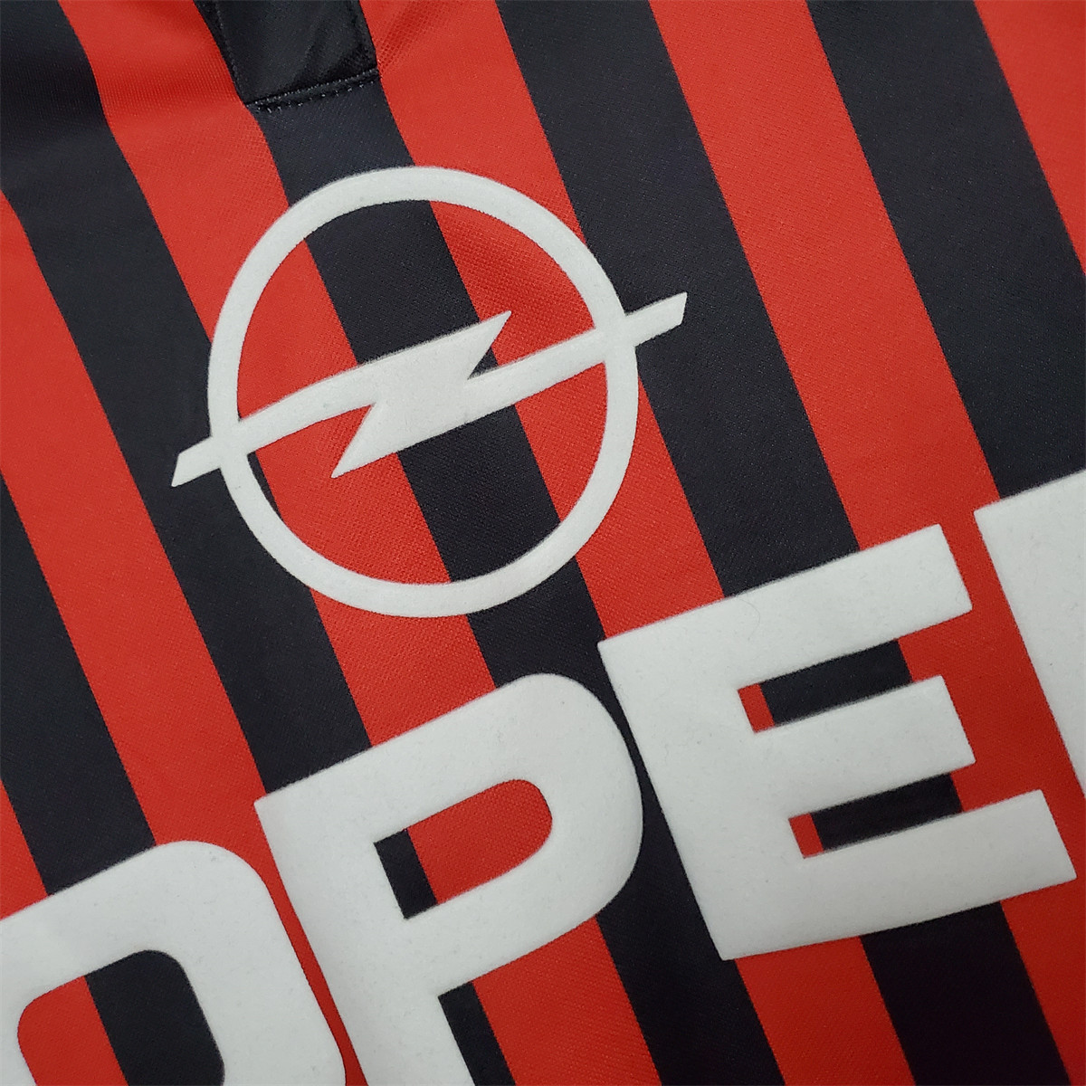 Retro AC Milan 99/00 Home jersey Fan Version