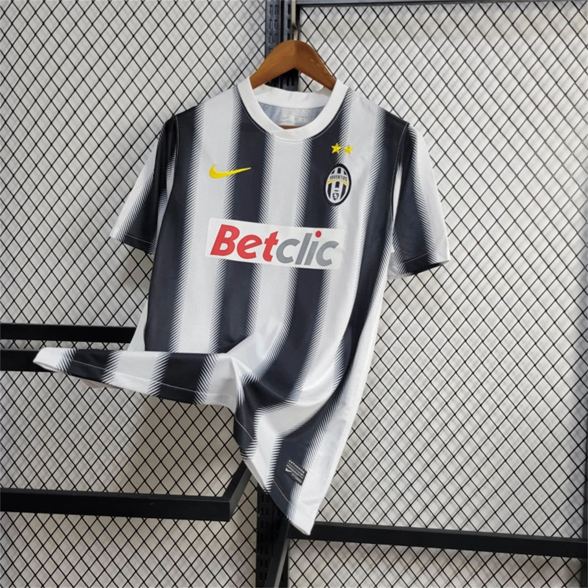 Retro Juventus 11/12 Home jersey Fan Version