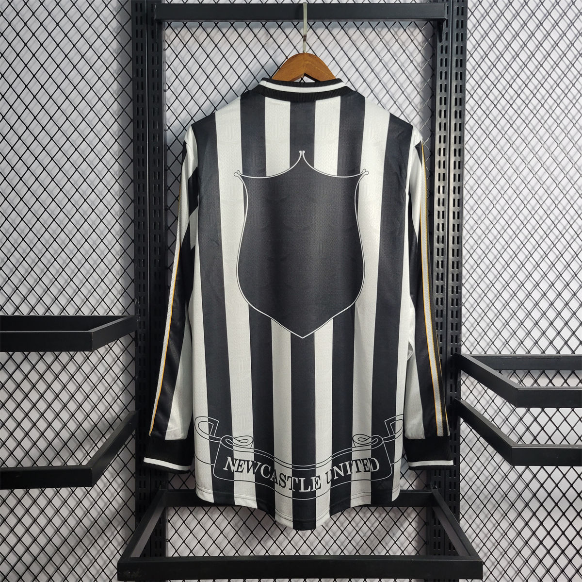 Retro Newcastle United 1995-97 Long Sleeve Home jersey Fan Version