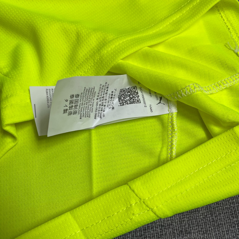2025/26 Dortmund fluorescent green jersey kids Kits size: 16-28