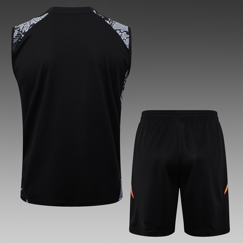 24/25 Real Madrid Black Training Set Shirt and Shorts