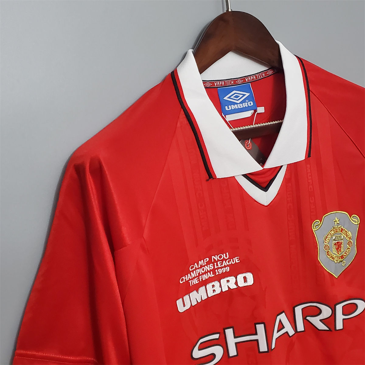 Retro Manchester United 99/00 home jersey Fan Version