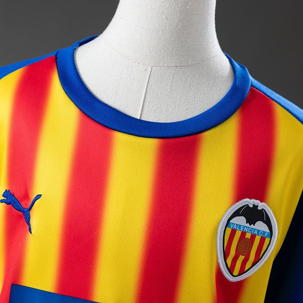 25/26 Valencia CF Second Away Kids Kit Size 16-28