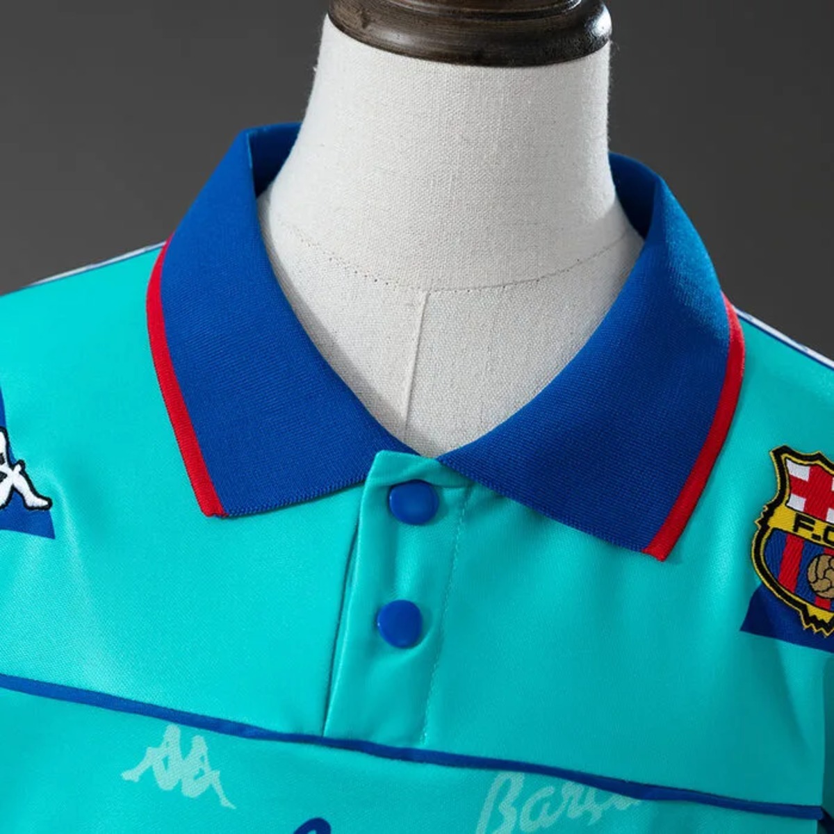 Retro Barcelona 1992/95 Away Kid Kits