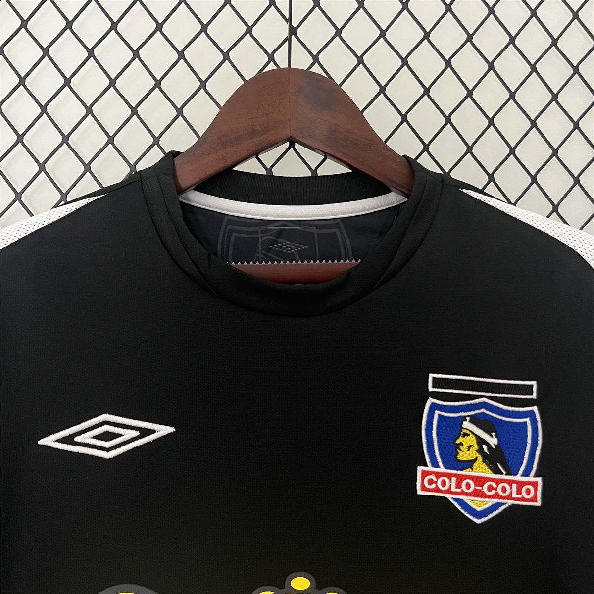 Retro Colo Colo 2006 Away Long Sleeve jersey Fan Version