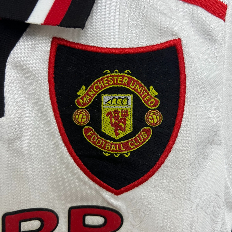 Retro Manchester United 97/98 away jersey Kid Kits Size 16-28