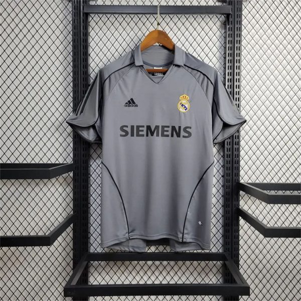 Real Madrid Retro 2005/06 Third Away jersey Fan Version