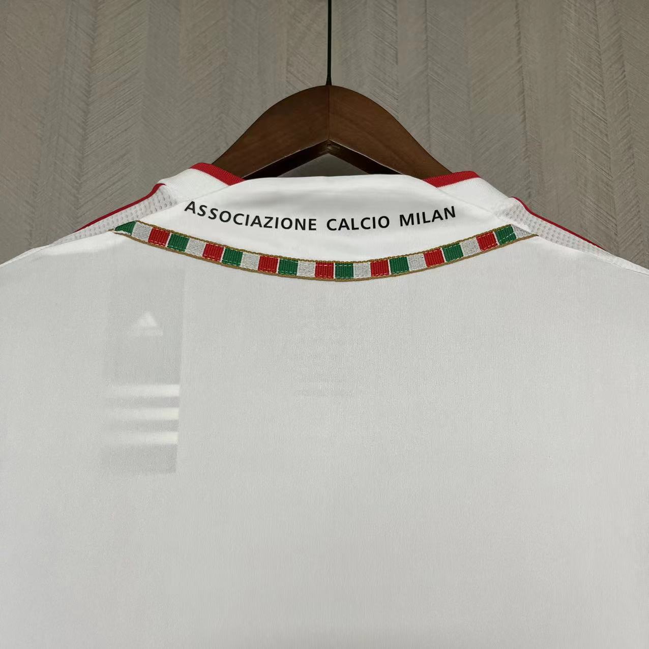 Retro AC Milan 11/12 Away jersey Fan Version
