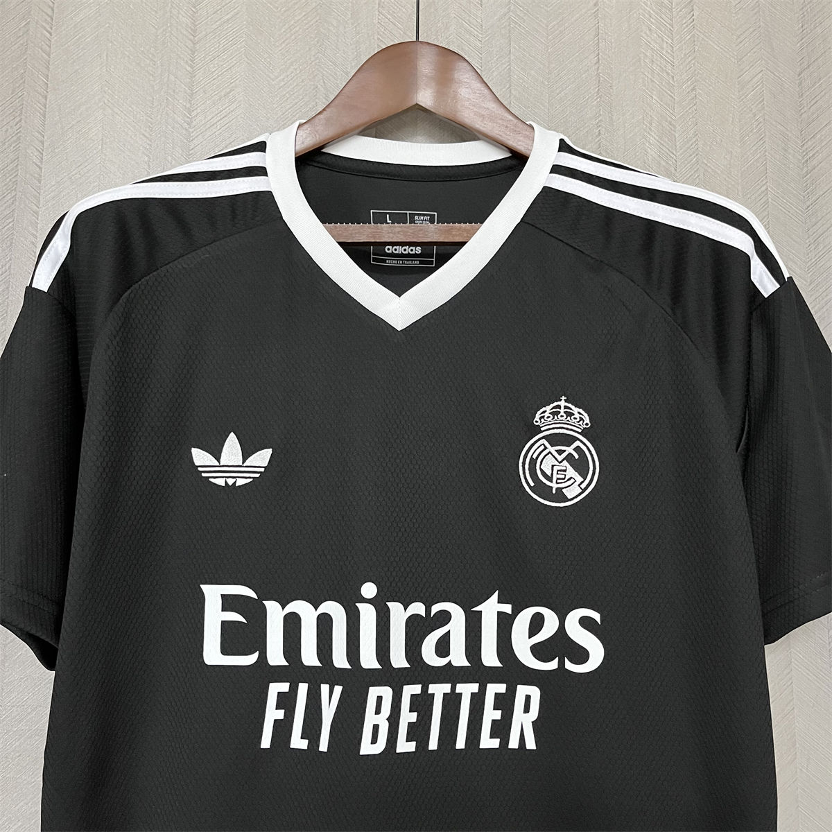24/25 Real Madrid Black Jersey Fan Version